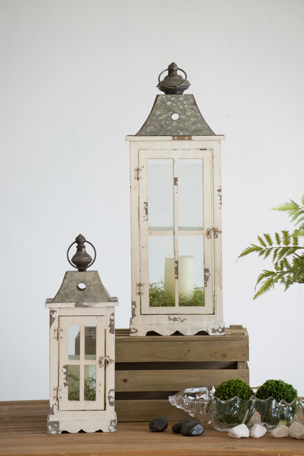 Large Decorative Wooden Hurricane Lantern – product view 13 of 18